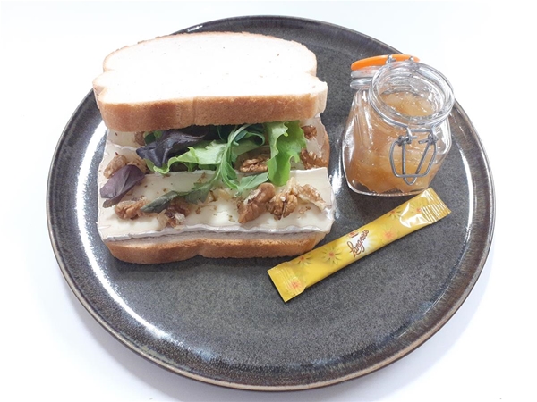 Wit boerenbrood Brie