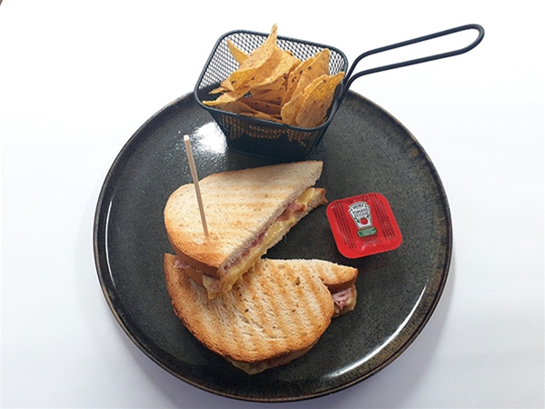 Tosti ham en kaas witbrood
