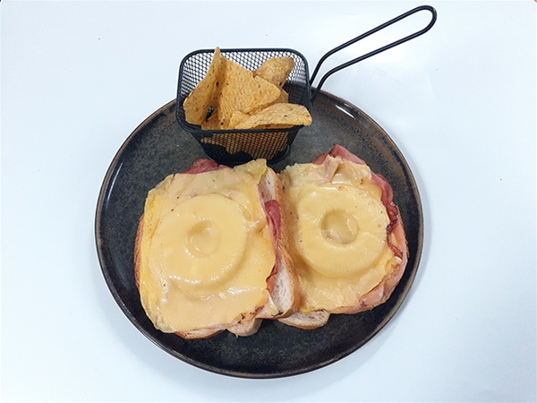 Tosti hawai witbrood